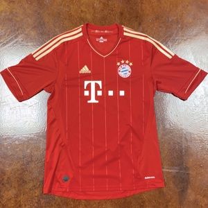 BAYERN MUNICH JERSEY